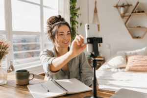 UGC for Beginners: The Only Checklist You Need Before Pitching Your First Brand